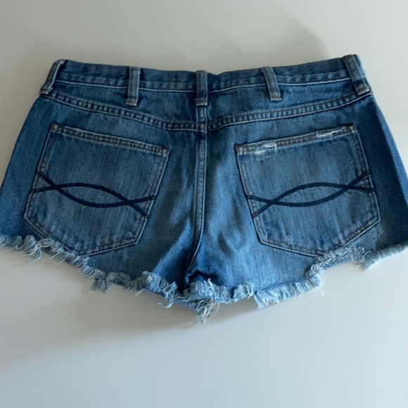 ABERCROMBIE & FITCH Jean Shorts - Picture 2 of 2